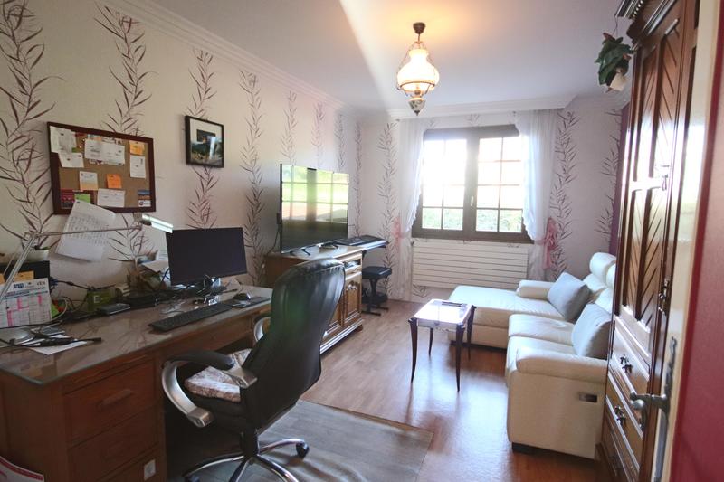 Villa - 226 m² - 6 pièces