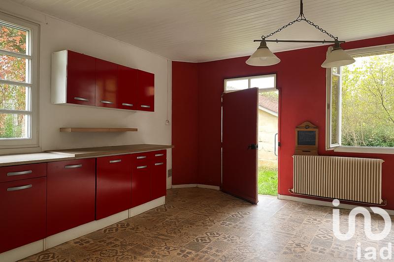 Maison - 239 m² - 9 pièces