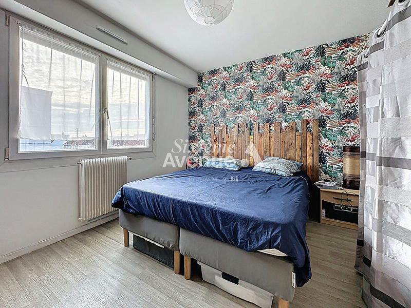 Appartement - 82 m² - 3 pièces