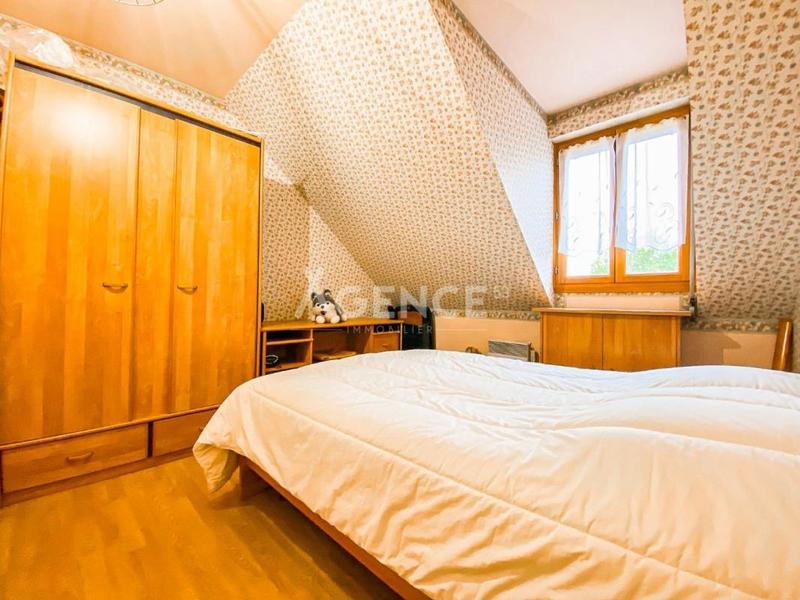 Maison - 138 m² - 6 pièces