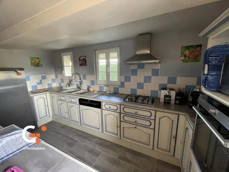 Maison - 145 m² - 7 pièces