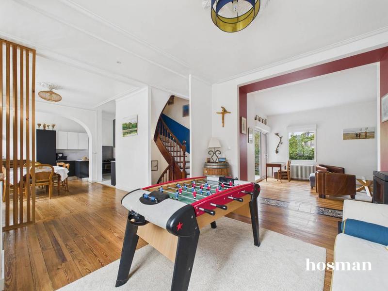 Maison - 165 m² - 7 pièces