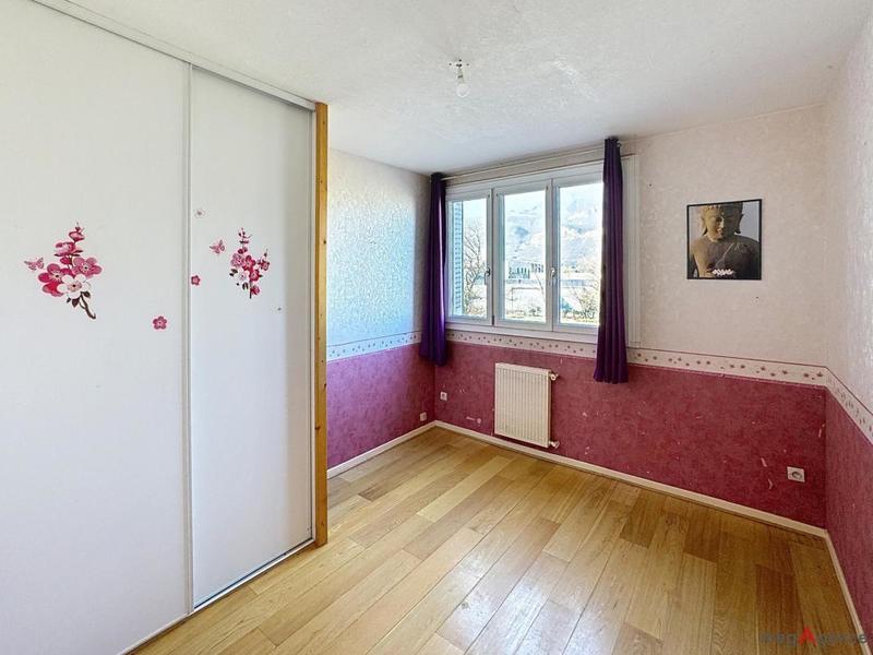 Appartement - 84 m² - 4 pièces