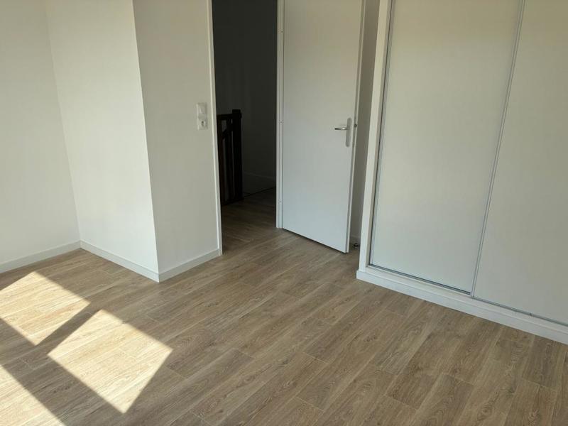 Maison - 83 m² - 4 pièces