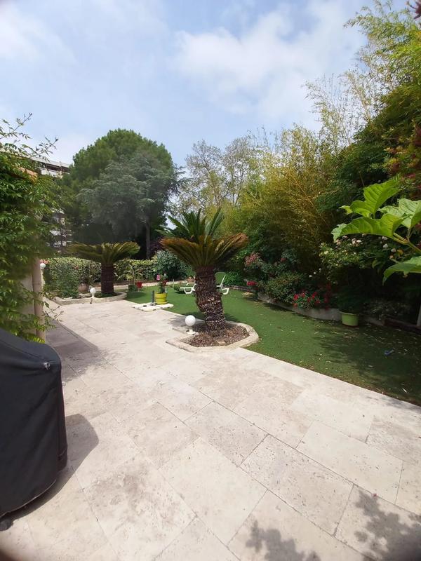 Appartement - 156 m² - 5 pièces