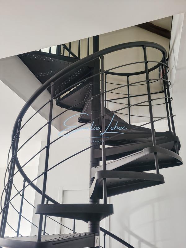 Immeuble - 92 m² - 6 pièces