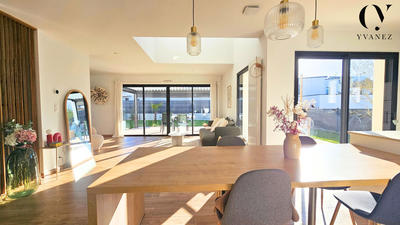 Maison - 122 m² - 6 pièces