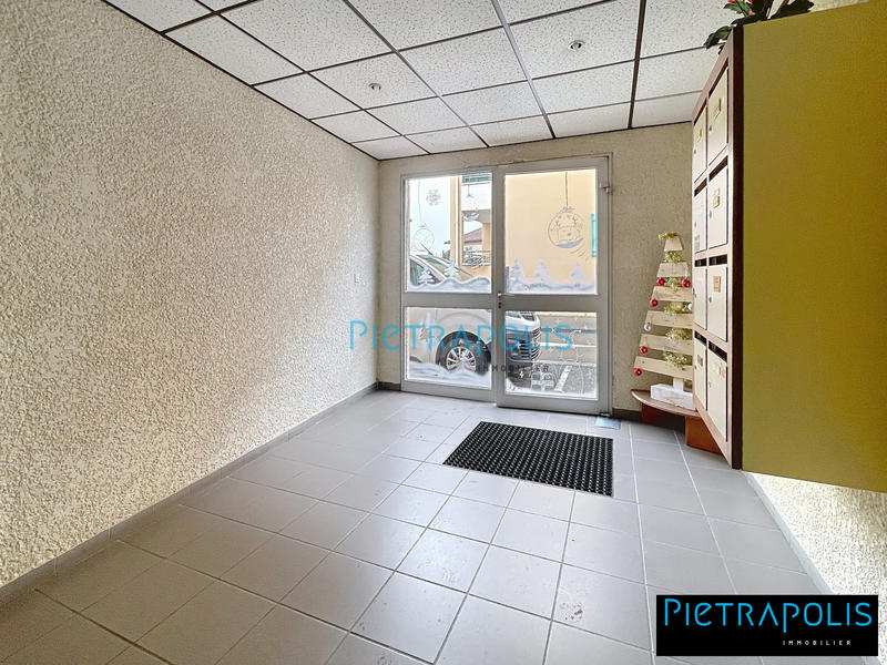 Appartement - 86 m² - 4 pièces