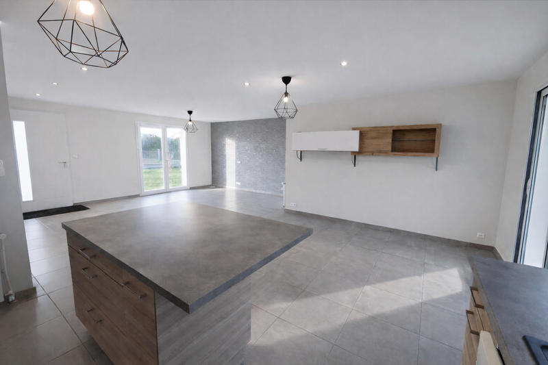 Maison - 110 m² - 5 pièces