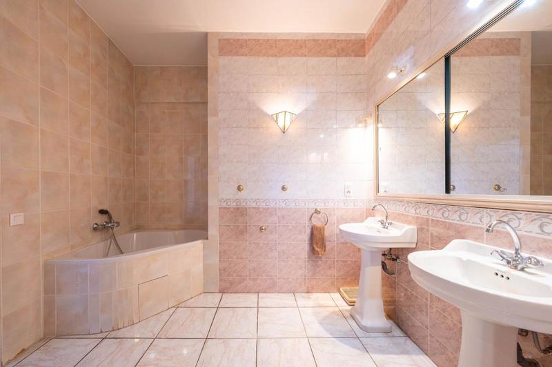 Villa - 195 m² - 4 pièces