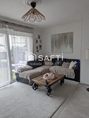 Maison - 80 m² - 4 pièces