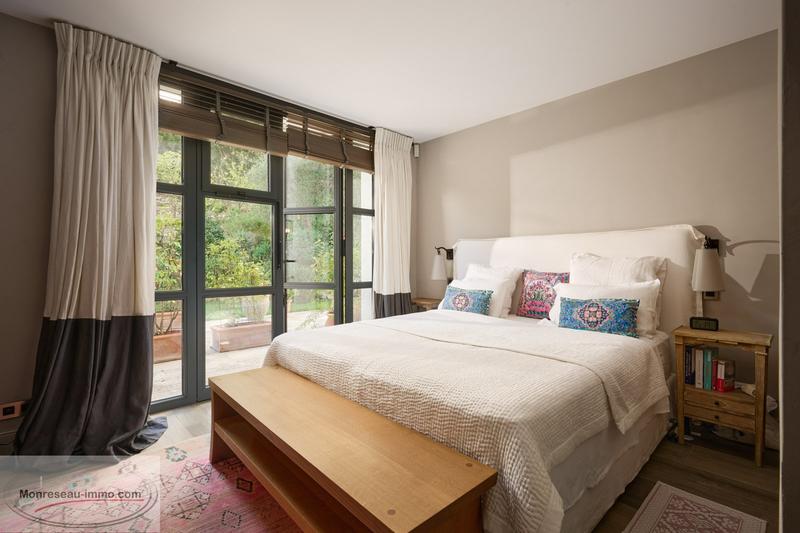 Maison - 700 m² - 10 pièces