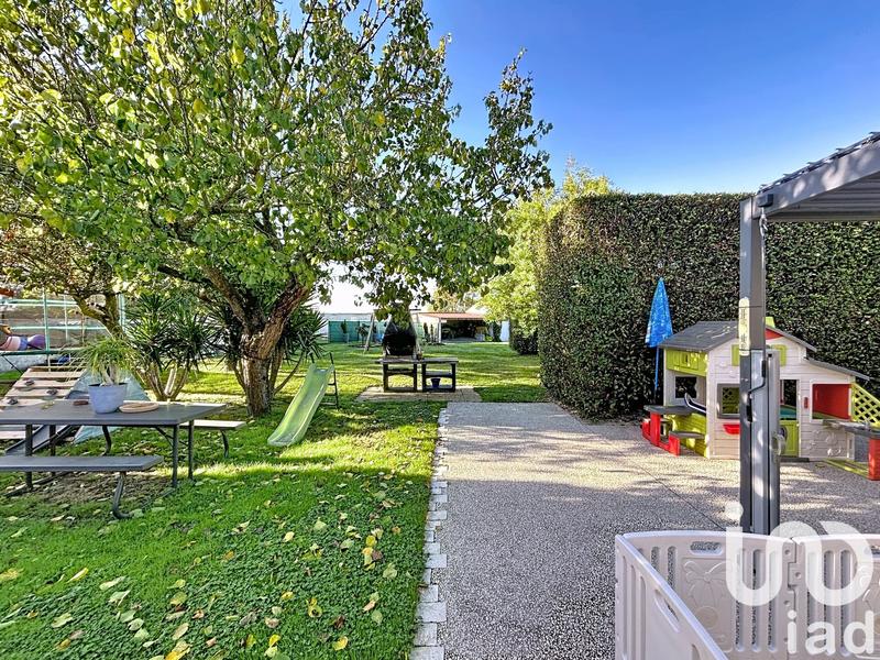 Maison - 185 m² - 5 pièces