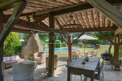 Maison - 232 m² - 9 pièces