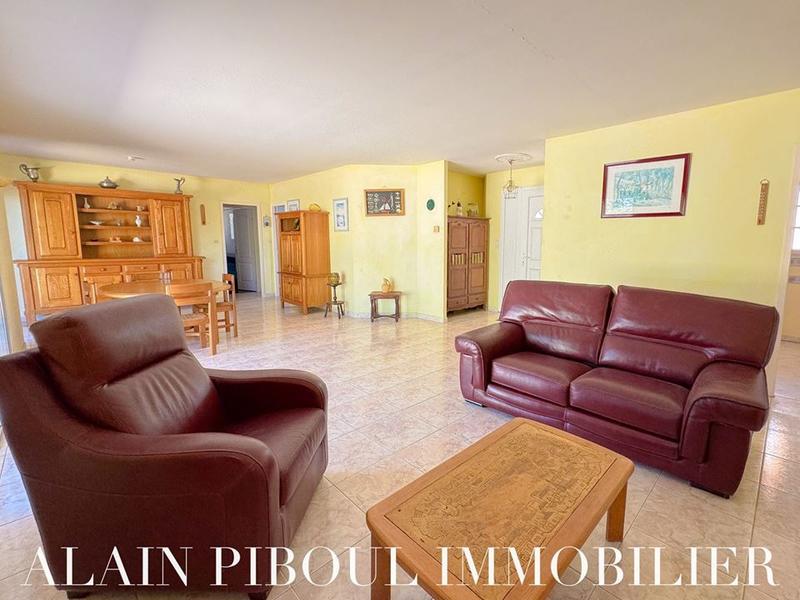 Maison traditionnelle - 132 m² - 6 pièces