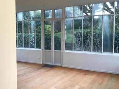 Maison - 350 m² - 12 pièces