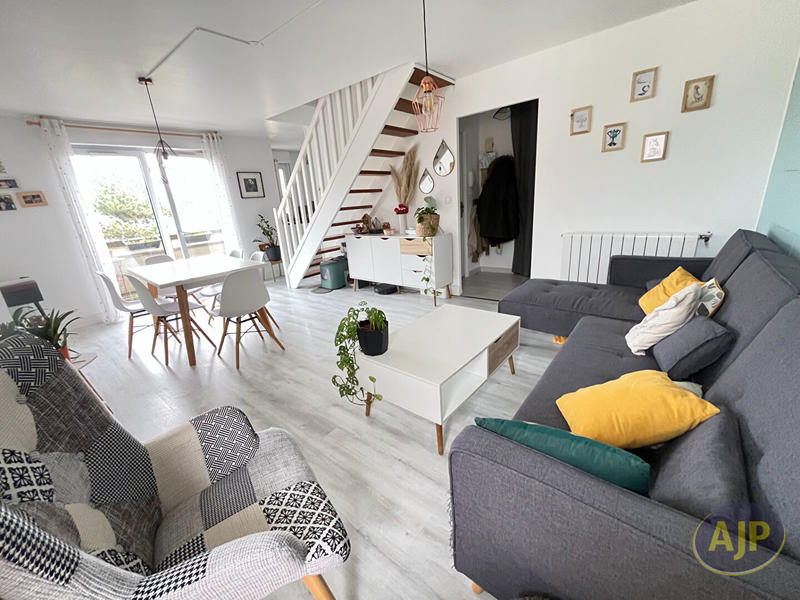 Appartement - 64 m² - 3 pièces