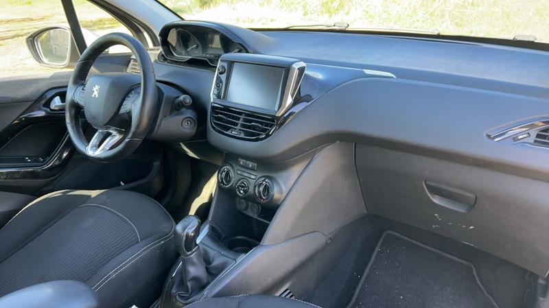 Peugeot 208 I 1.6 BlueHdi 75 Active Business