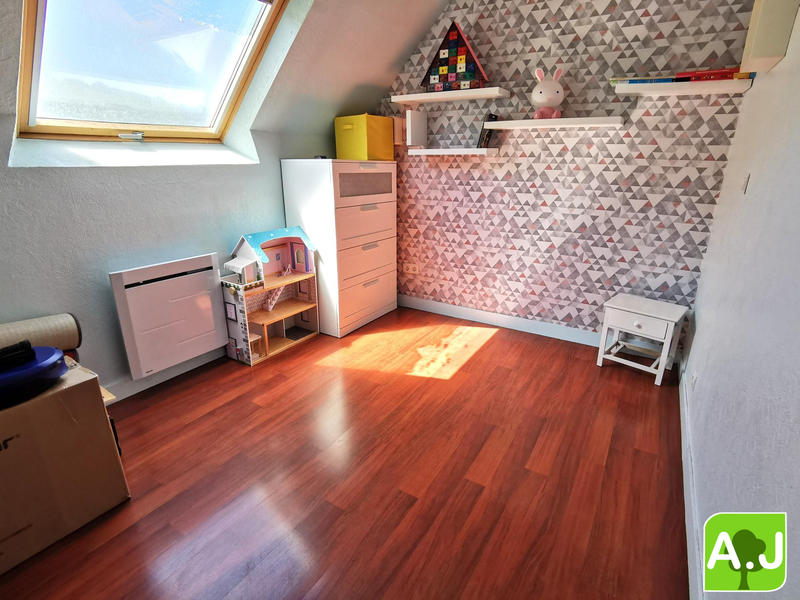 Maison - 109 m² - 6 pièces