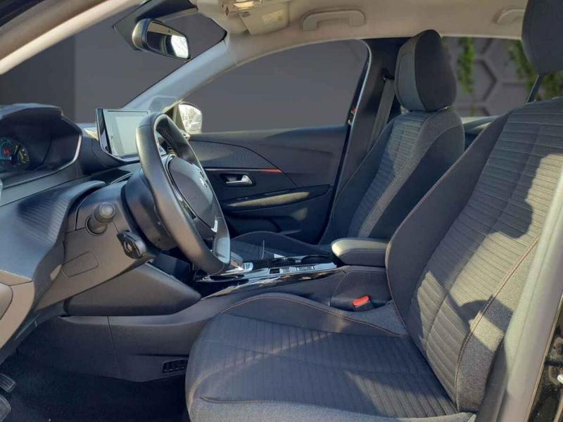 Peugeot 208 e-208 136 cv Active