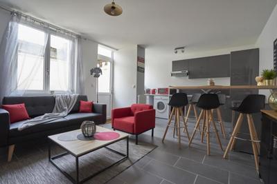 Maison - 91 m² - 5 pièces