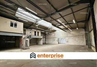 Bureau - 640 m²