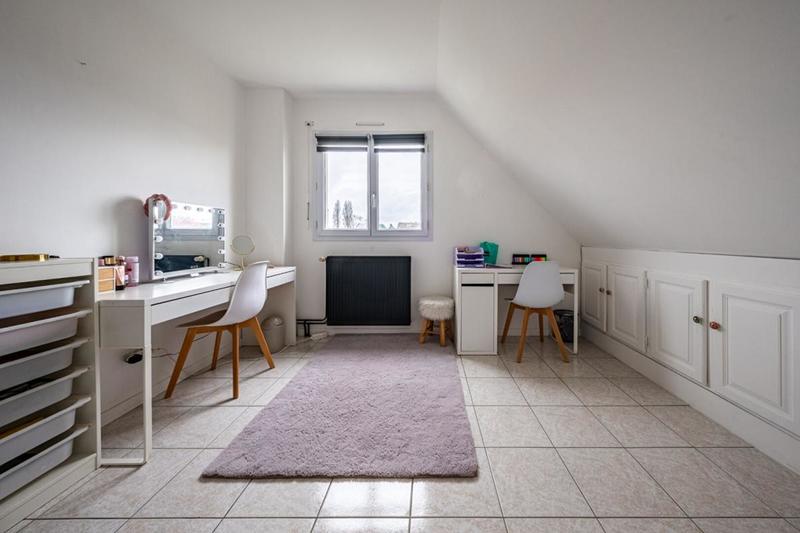 Maison - 169 m² - 8 pièces