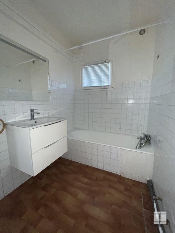 Appartement - 60 m² - 4 pièces