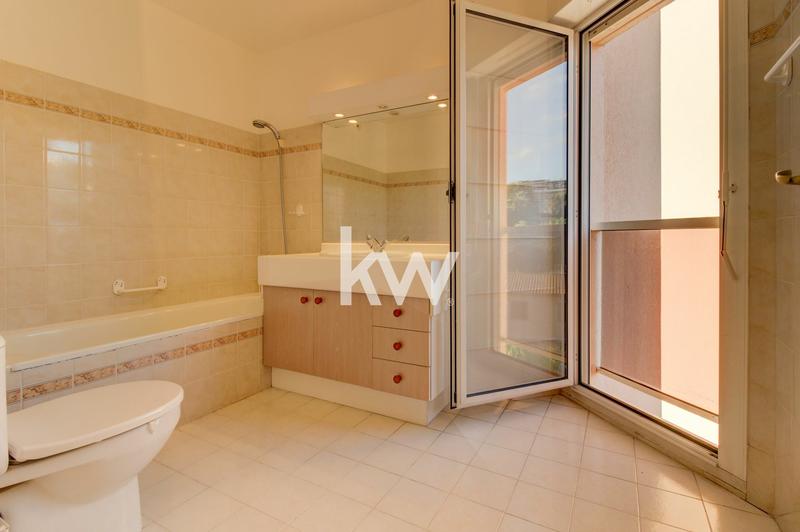 Appartement - 134 m² - 4 pièces