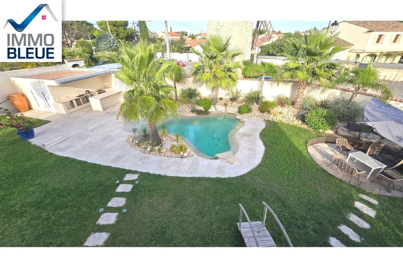 Maison - 270 m² - 7 pièces