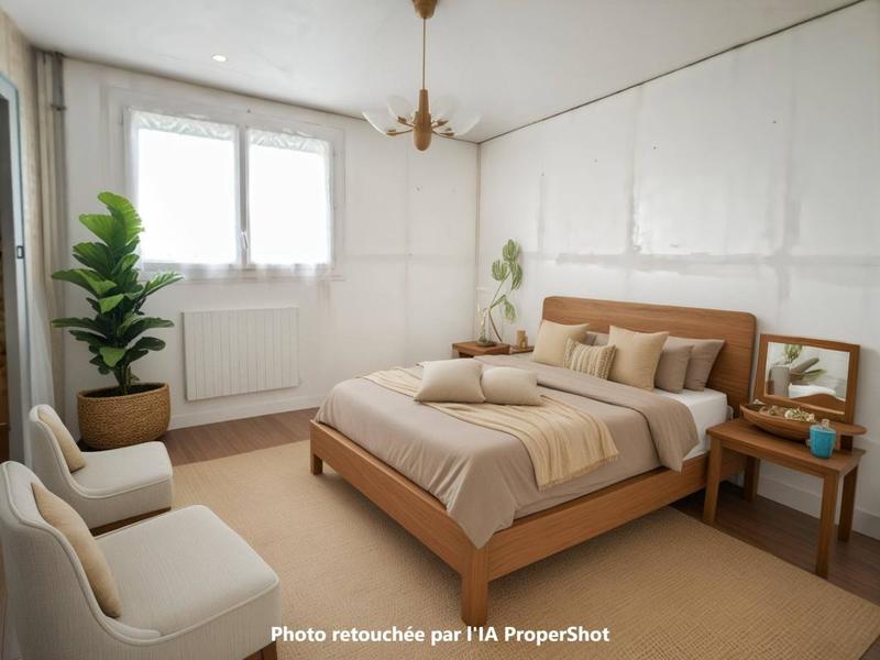 Maison - 90 m² - 5 pièces