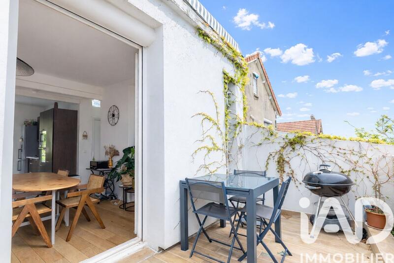 Maison de ville - 93 m² - 5 pièces