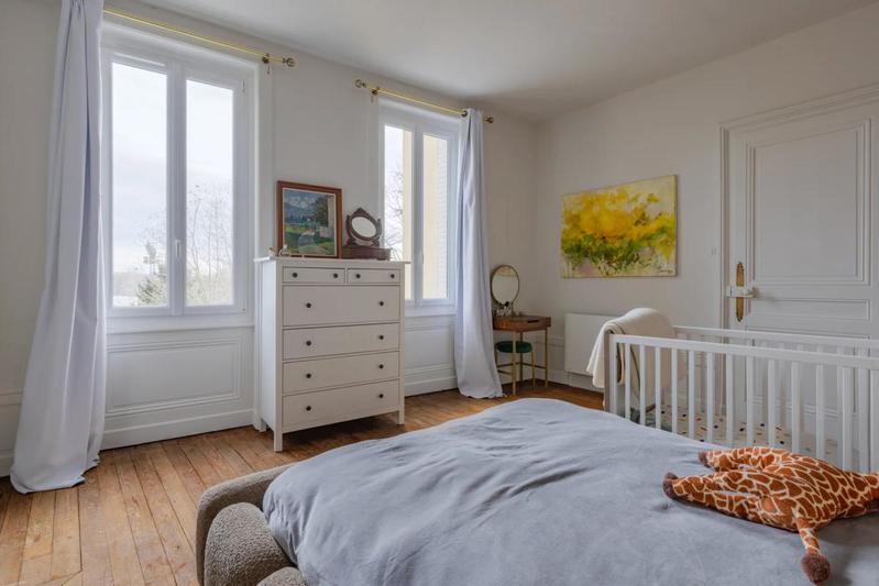 Maison - 207 m² - 9 pièces