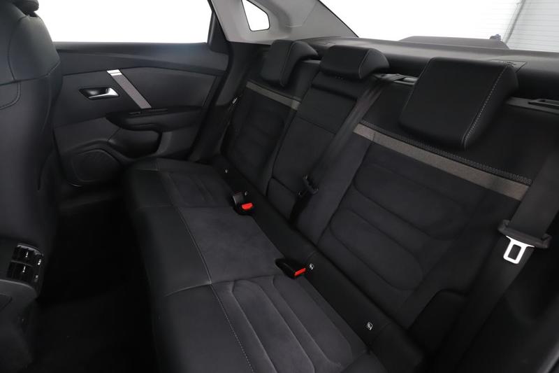 Citroën c4 x 1.2 PureTech Shine Pack Eat8 131 ch