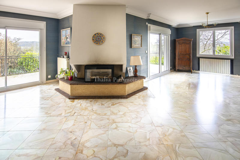 Villa - 172 m² - 7 pièces