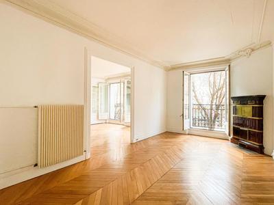 Appartement - 82 m² - 4 pièces