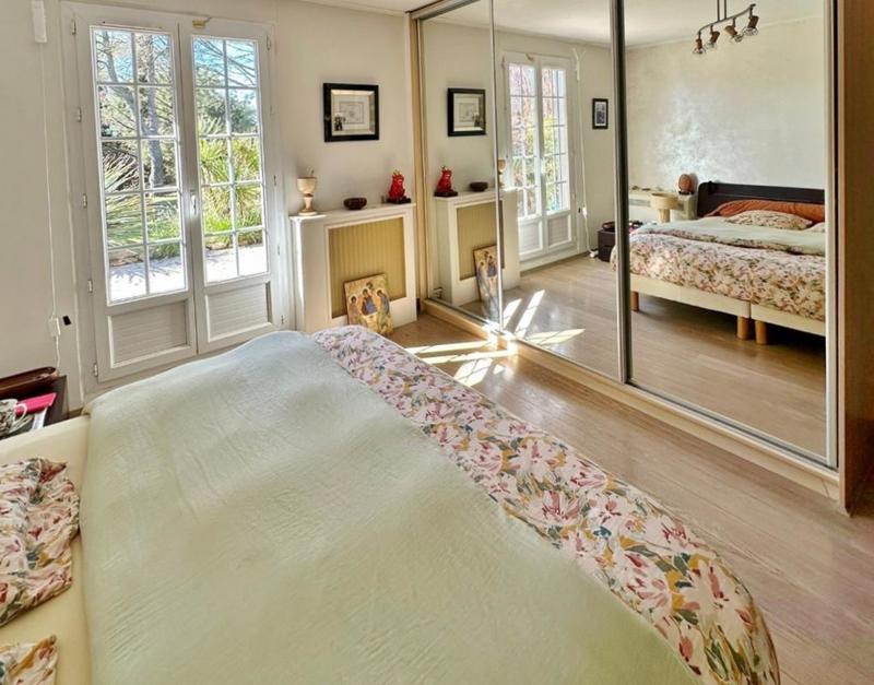 Villa - 220 m² - 7 pièces