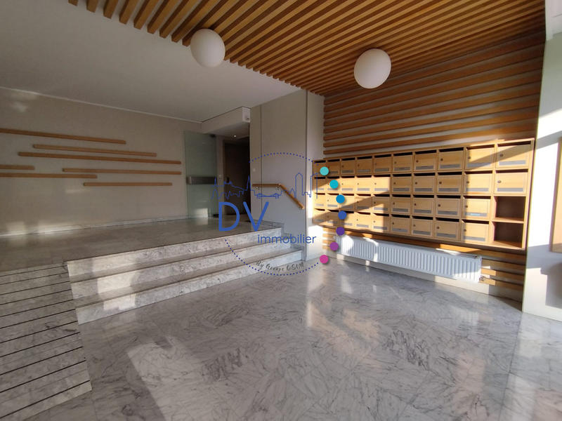 Appartement - 88 m² - 4 pièces