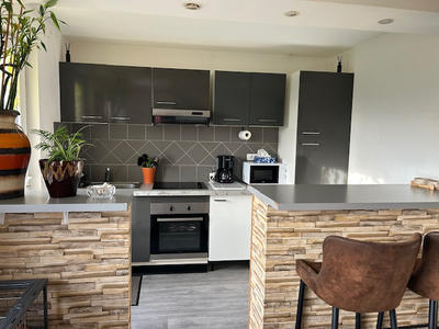 Maison - 90 m² - 6 pièces