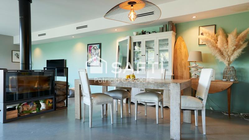 Maison - 160 m² - 5 pièces