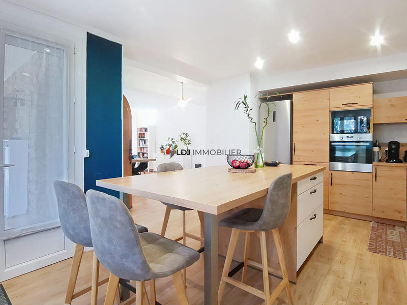 Maison - 157 m² - 6 pièces