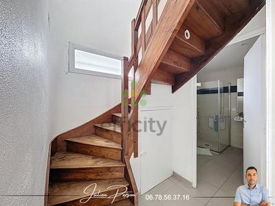 Maison - 112 m² - 6 pièces