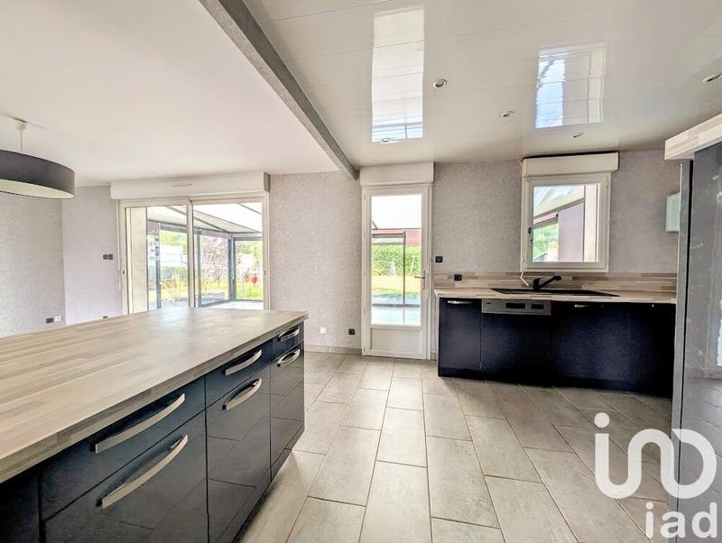 Maison - 185 m² - 8 pièces