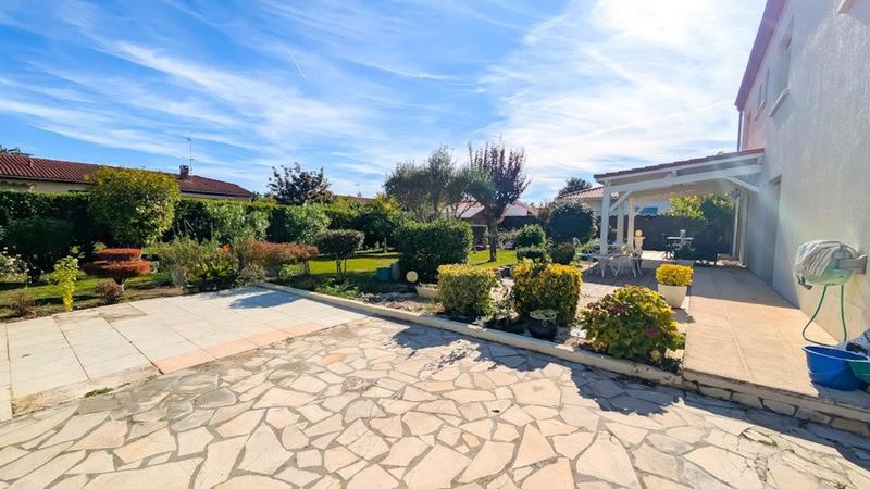 Maison - 172 m² - 7 pièces