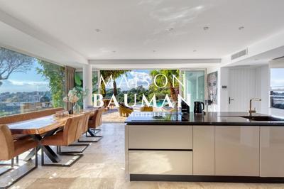 Villa - 302 m² - 12 pièces