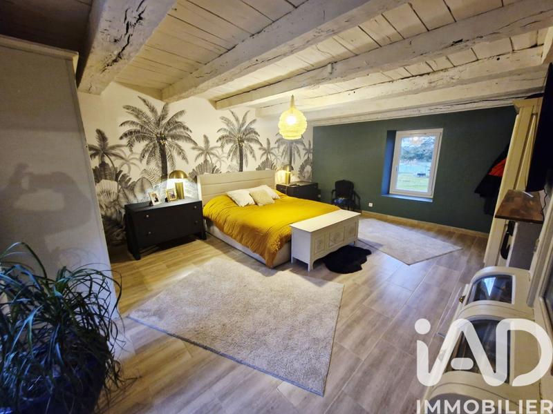 Maison - 197 m² - 6 pièces