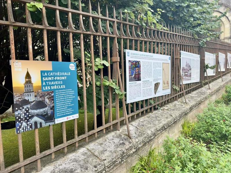 La Cathédrale Saint-Front à travers les siècles