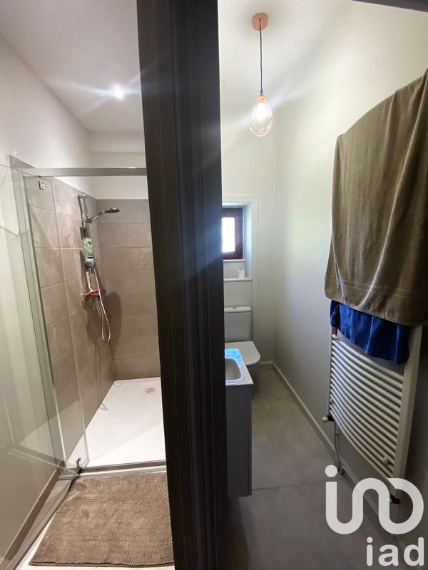 Maison - 185 m² - 8 pièces