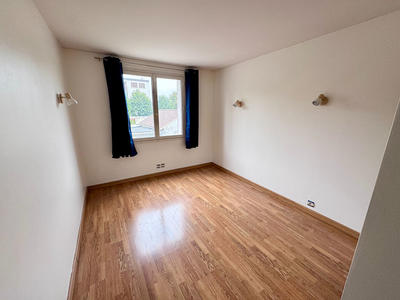 Appartement - 97 m² - 5 pièces