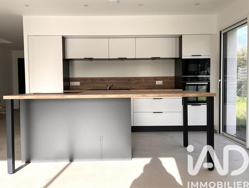 Maison - 136 m² - 7 pièces